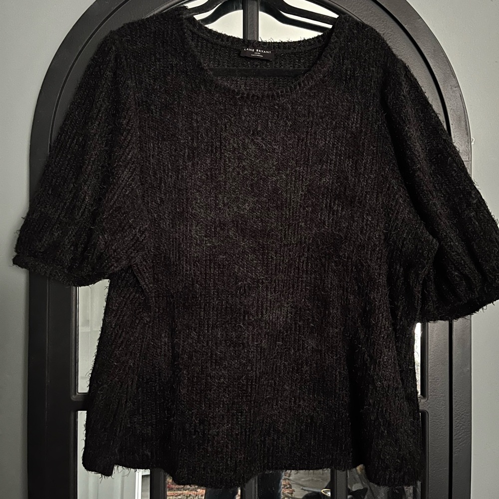 EUC LANE BRYANT SHORT—SLEEVE FUZZY SWEATER!!!
